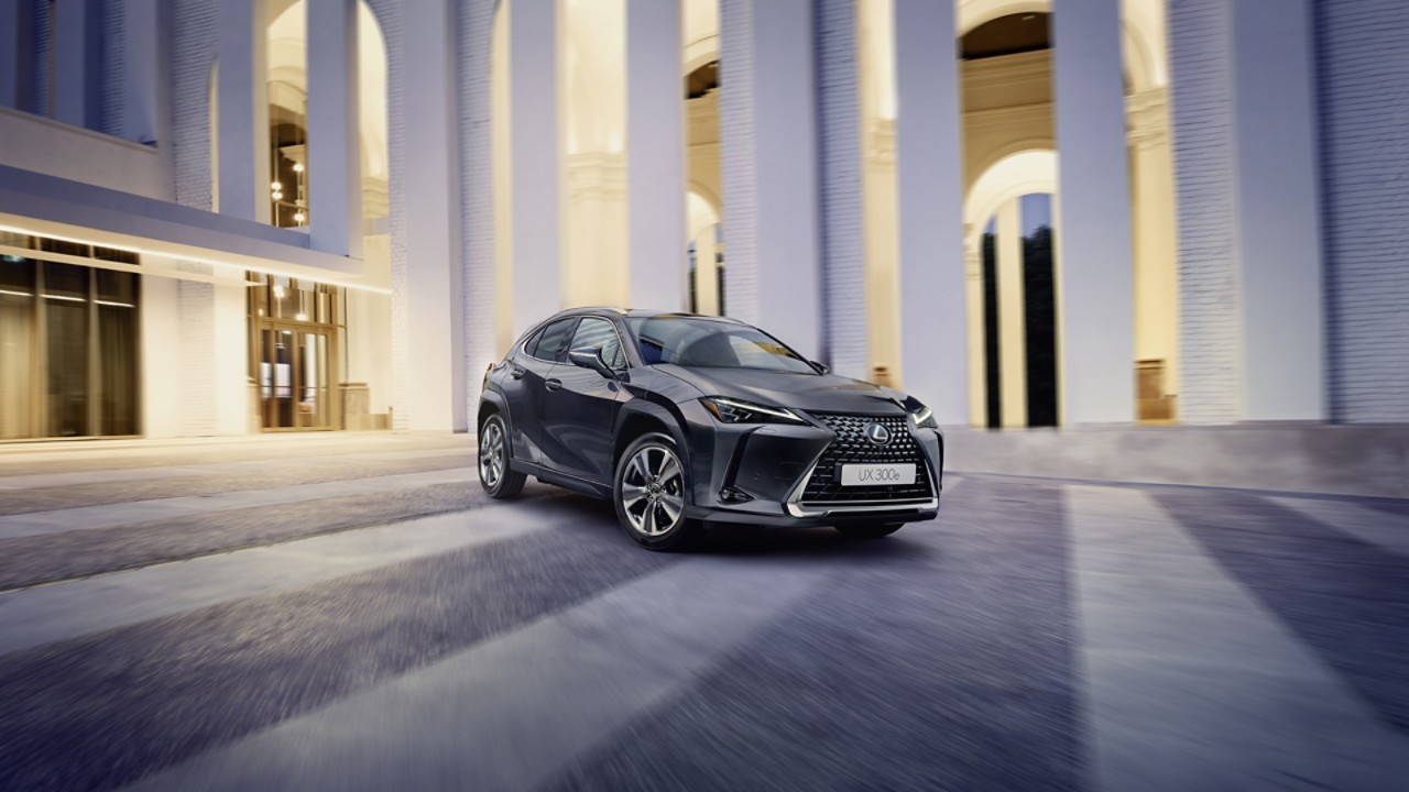 Lexus UX Hybride ou 100 électrique Lexus France