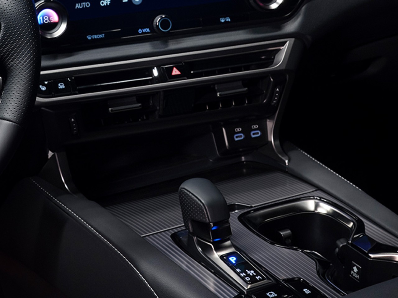 Chargeur à induction dans le Lexus RX