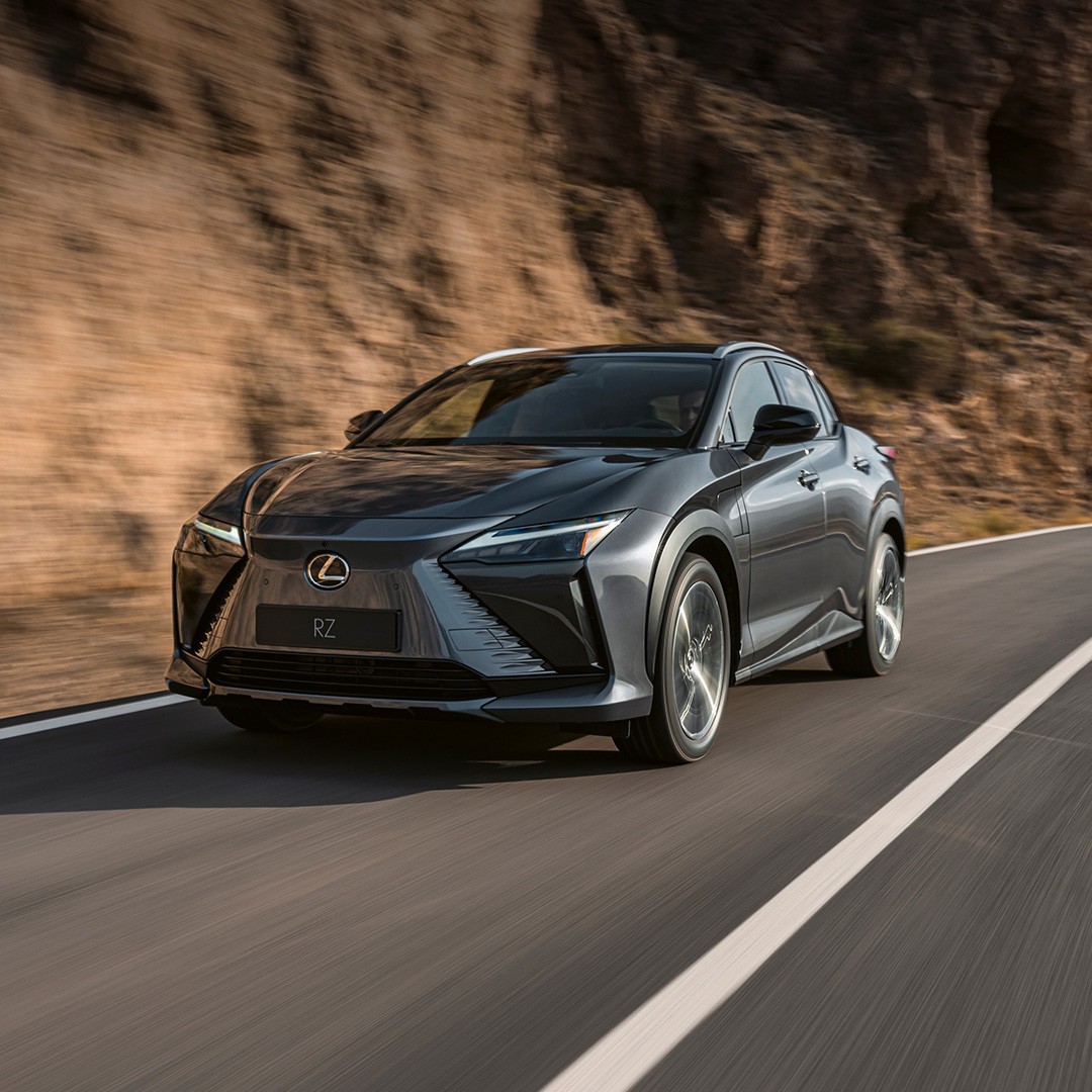 LEXUS RZ 450e